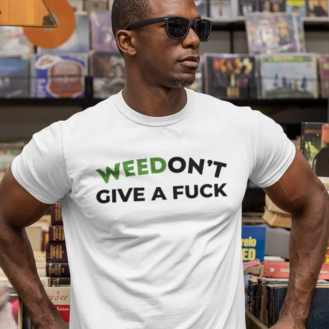 T-SHIRT WEEDON'T GIVE