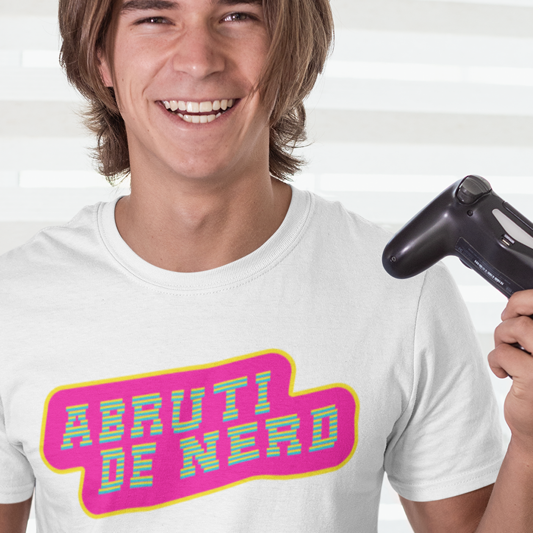 T-SHIRT ABRUTI DE NERD